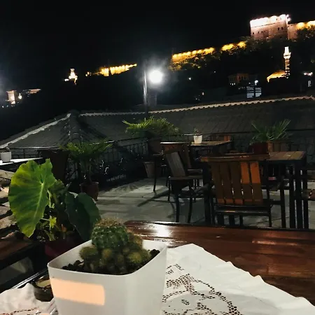 Vendégház Kore Gjirokastra