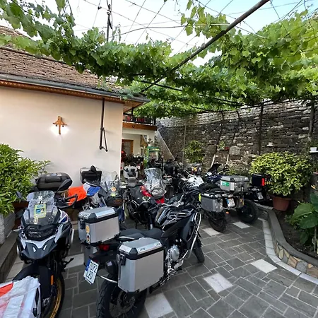 Kore Vendégház Gjirokastra